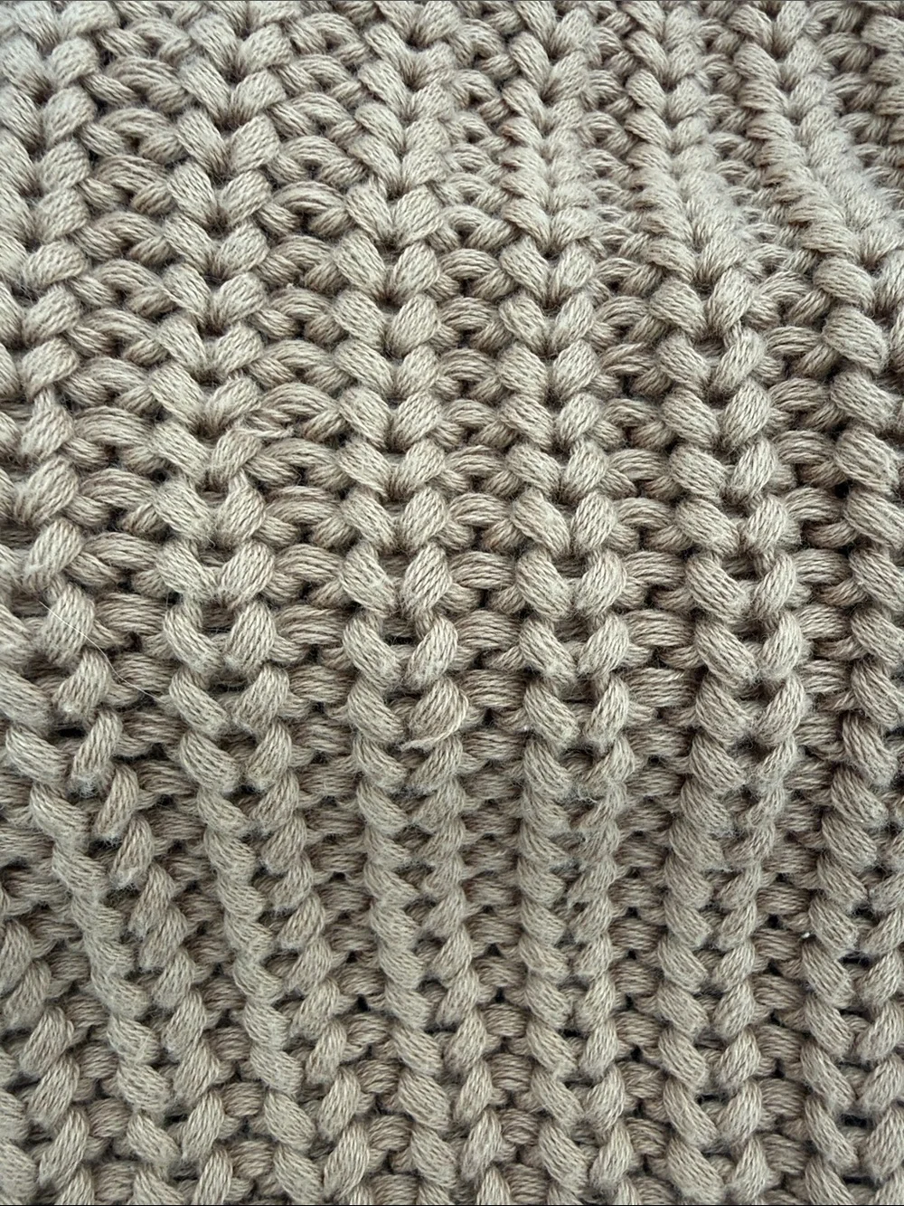 Marea Beach Crewneck Chunky Knit Sweater - Brown - Picture 8 of 8